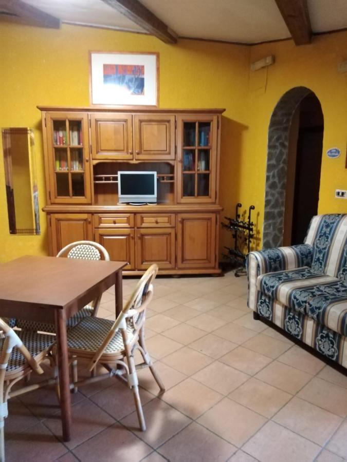 Appartamento Fiordaliso Montale  Luaran gambar